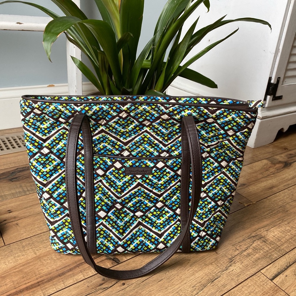 Vera Bradley tote bag